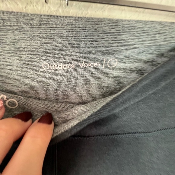 Outdoor Voices 7/8 Leggings Women's Small Mid-Rise Colorblocked Compression 793 - Picture 3 of 4